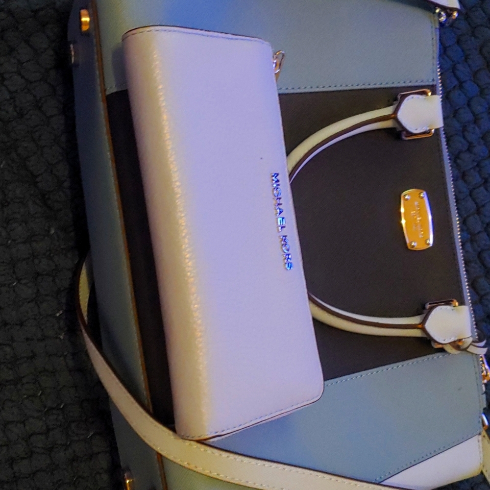 MK purse